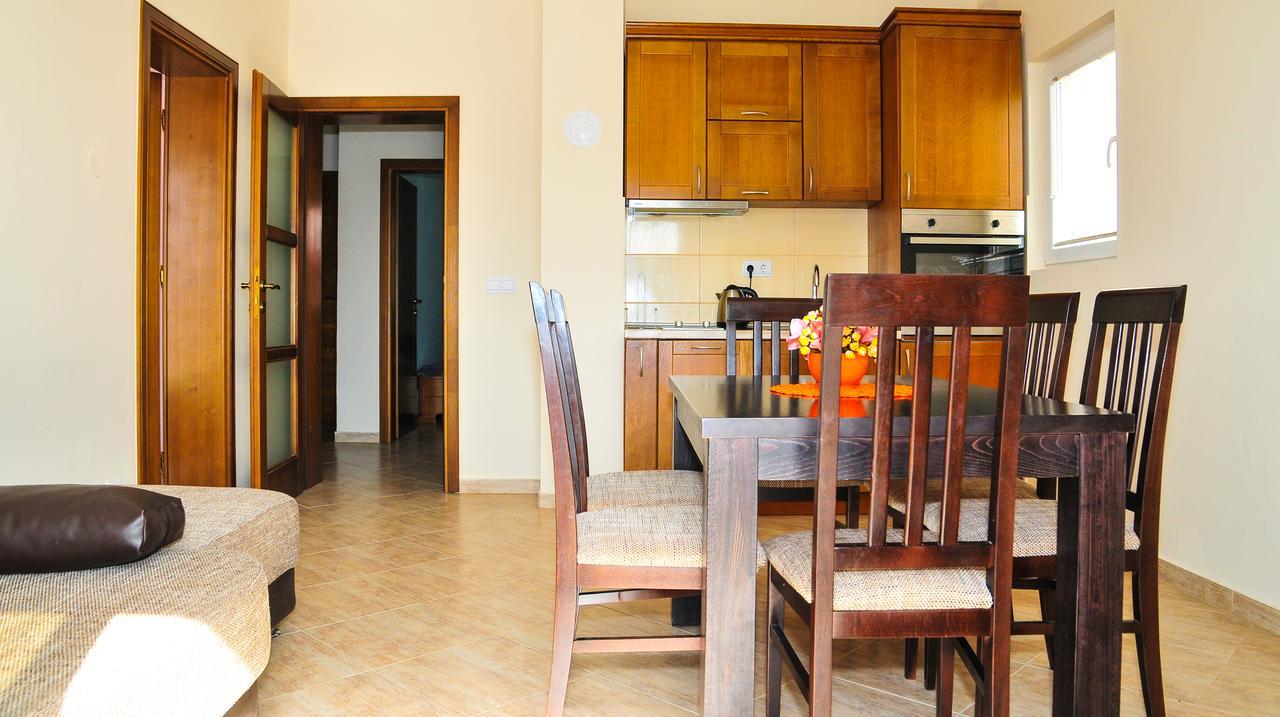 Apartmani Bulajic Tivat Exterior foto